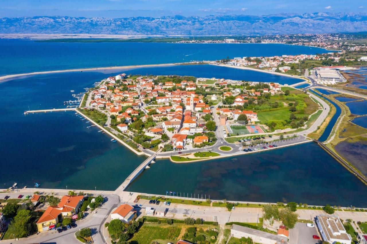 Apartments With A Parking Space Nin, Zadar - 11402 Bagian luar foto