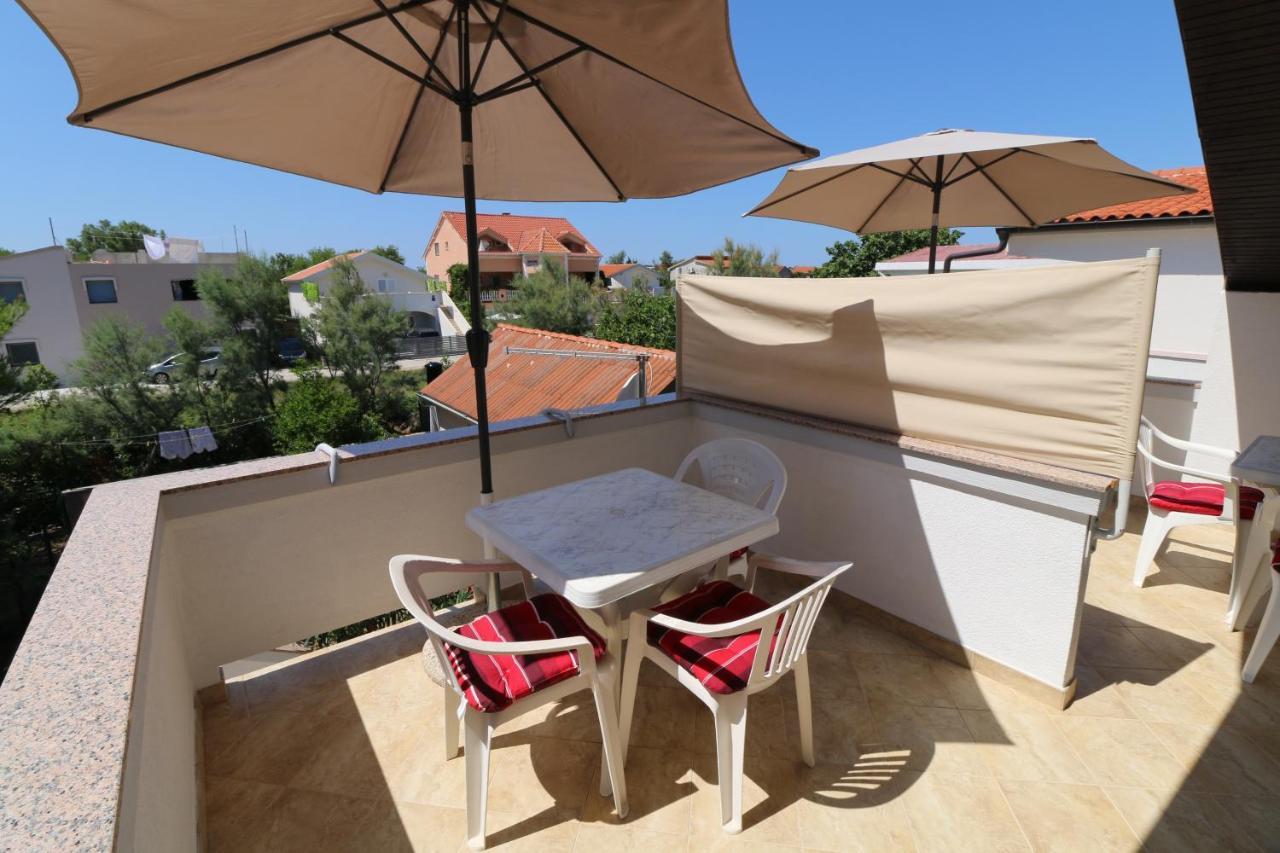 Apartments With A Parking Space Nin, Zadar - 11402 Bagian luar foto